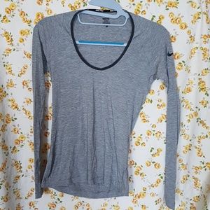 NIKE Pro Long sleeve Active top Size Small